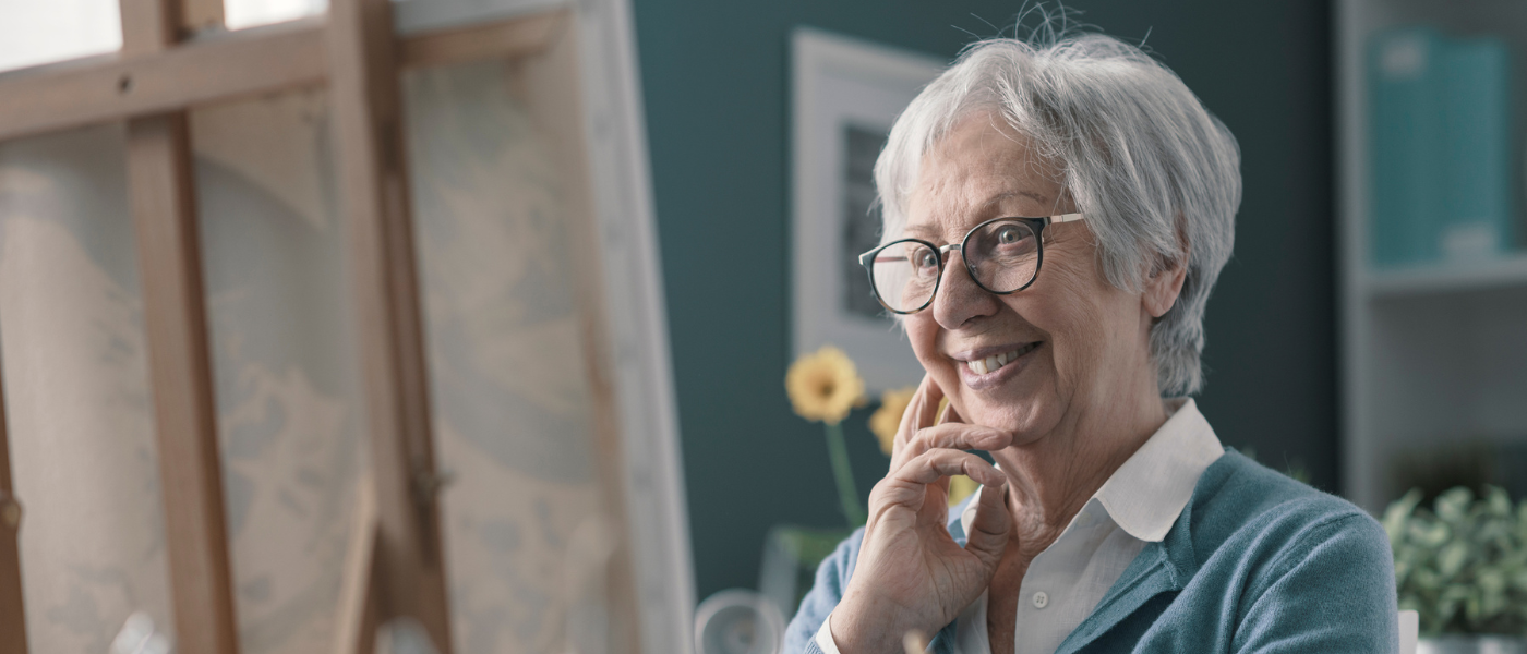 dementia patient explores art therapy 